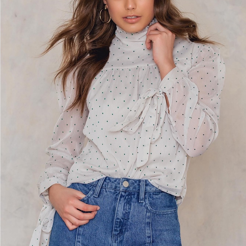 Chic Na-Kd Cream Blouse with Dotted Design